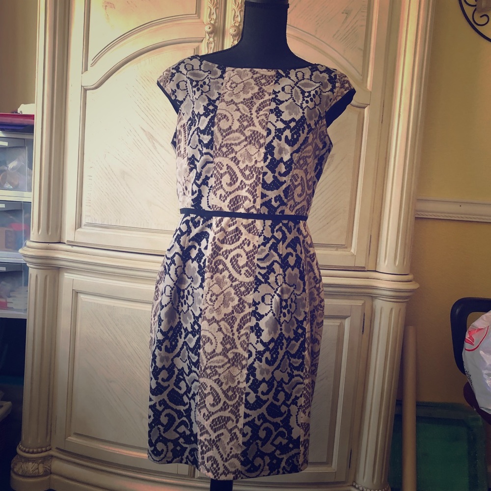 Maggie London Snake Pattern dress